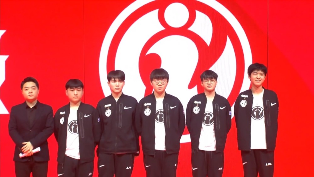 老球场的外 老球场的外