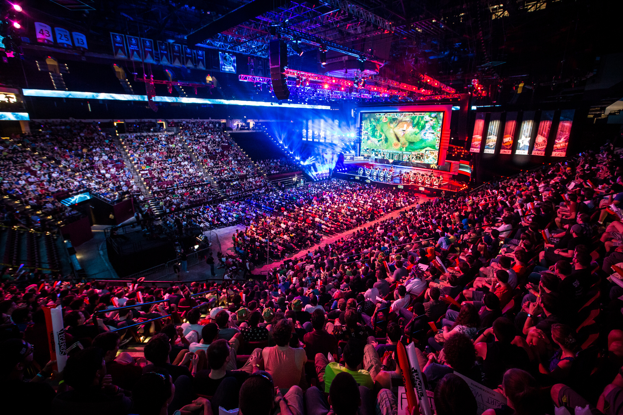 南特反对巴黎法甲改期：去年踢多特推迟联赛他们